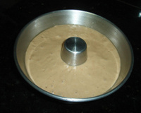 Bolo cremoso e crocante de goiaba