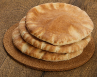 Como fazer pão árabe caseiro