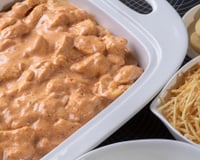 Eu aprendi como fazer strogonoff de frango bem cremoso em casa, um truque simples transformou o prato