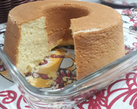 Bolo de queijo e creme de leite