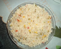 Arroz com peito de frango desfiado