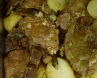 Bisteca assada com batatas