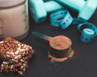 O perigo escondido nos alimentos ultraprocessados que "parecem" fit