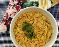 Farofa de cenoura com ovo