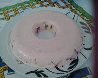 Gelatina colorida com maria-mole