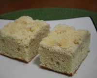 Cuca simples com farofa