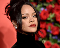 Como fazer as comidas brasileiras favoritas da Rihanna: cuscuz, pão de queijo, açaí e feijoada