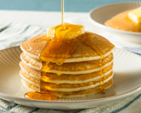 Para nuncar mais errar na panqueca: 3 itens, como panquequeira elétrica, para ter na cozinha!