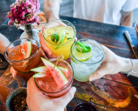 Você sabe quantas calorias tem o seu drink favorito? Descubra no TudoGostoso!