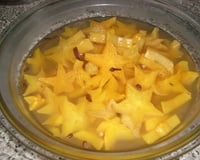 Doce de carambola em caldas