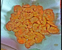 Camarão rosa ao alho e óleo