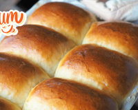 É só amassar os ingredientes e abrir a massa: esse pão fofinho e prático usa um ingrediente inesperado para ficar muito macio