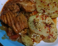 Arraia ao molho de tomate