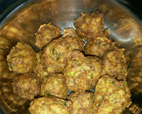 Bolinho de arroz com carne moída