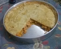 Empadão de frango cremoso