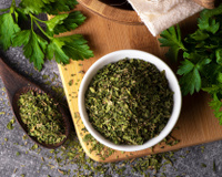 Salsinha em pó desidratada em poucos minutos e do jeito mais FÁCIL QUE VOCÊ JÁ VIU