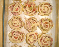 Caracóis de presunto e queijo