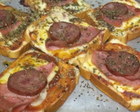 Pizza de pão de fôrma