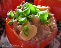 Tomate recheado com estrogonofe de file