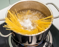 Os melhores chefs italianos concordam: “Este é o ingrediente que deixa a massa do macarrão perfeita”