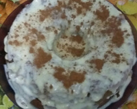 Bolo de leite ninho com chocolate branco