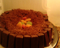 Bolo de chocolate decorado