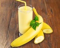 Nem aveia, nem biscoito: adicione esses ingredientes à sua vitamina de banana para deixá-la rica em ômega 3, cálcio e antioxidantes