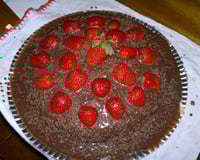 Bolo de chocolate com morango