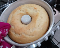 Bolo vulcão de leite em pó com creme de avelã