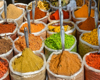 5 temperos indispensáveis na cozinha