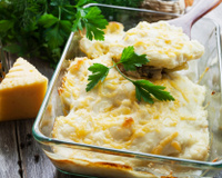 Bacalhau com batatas e molho branco