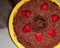 Bolo de brigadeiro com Morango