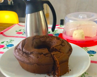 Bolo de chocolate integral com cobertura