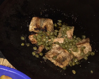 Salmão frito em azeite.