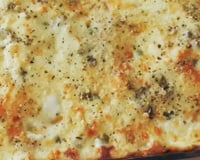 Frango ao creme de alho poró e requeijão