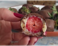 Bombons de morango e brigadeiro branco