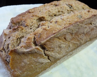 Pão integral com farinha integral, linhaça e aveia