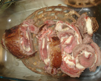 Mignon recheado com mussarela de búfala e jamon