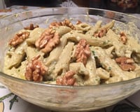 Capeletti ao molho de gorgonzola e pesto