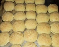 Pão de queijo crocante