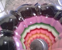 Gelatinas coloridas em camadas