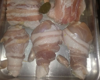 Coxa de frango com bacon