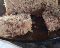 Bolo de amendoim com coco (caneca)