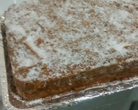 Bolo de aniversário de amendoim sem lactose