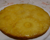 Bolo de abacaxi invertido