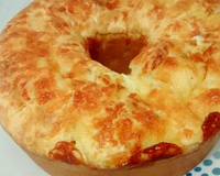 Pão de queijo tamanho família para não faltar para ninguém na hora do lanche, receita que aprendi com minha tia mineira!