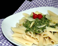 Massa ao pesto