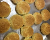 Pão de queijo de araruta