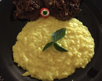 Risoto de limão com medalhão de filé mignon e shimeji