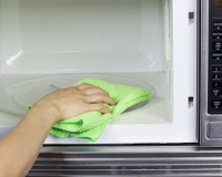 Micro-ondas: o que pode e o que não pode